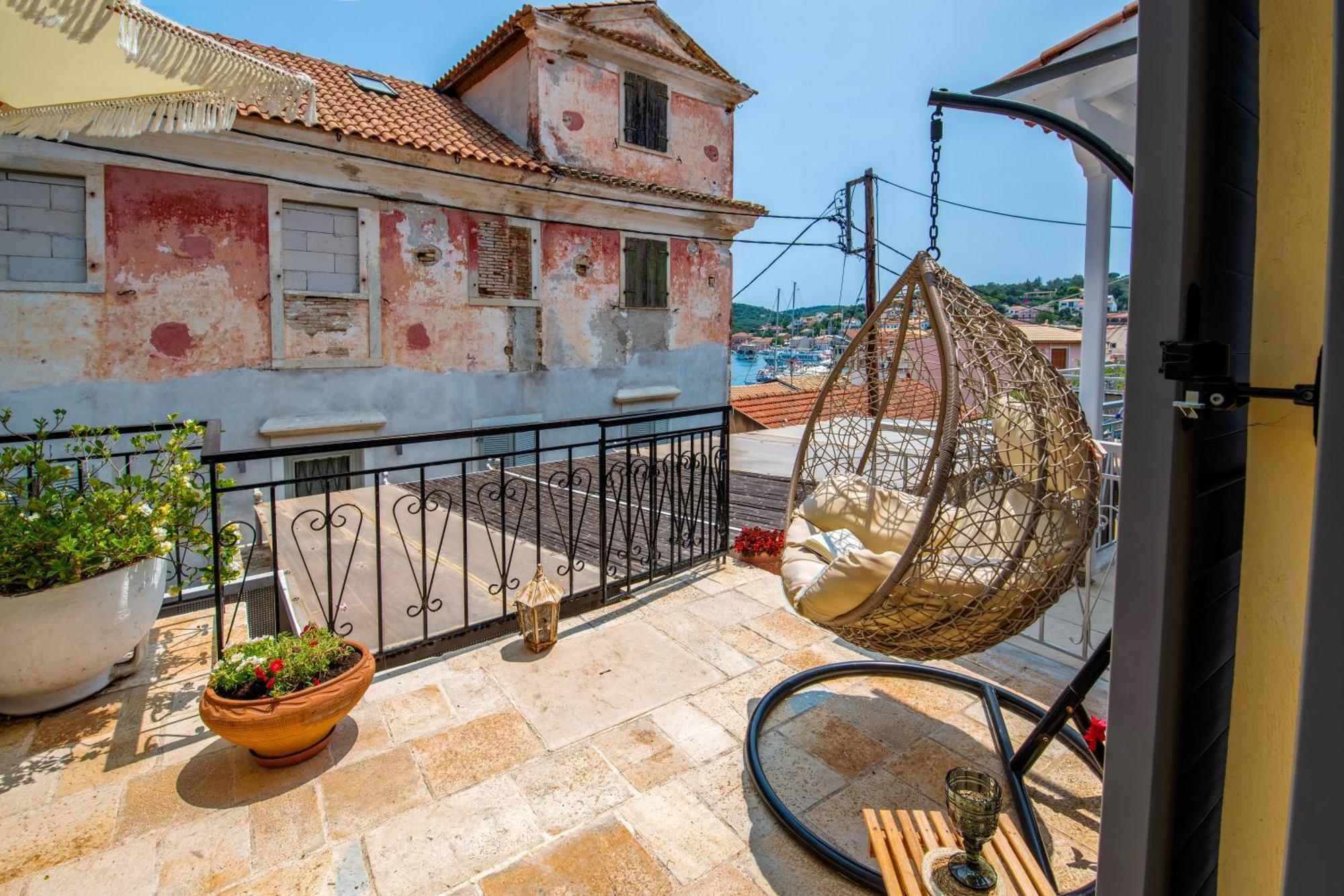 Marilu'S, Paxos Port House Lägenhet Gaios Exteriör bild